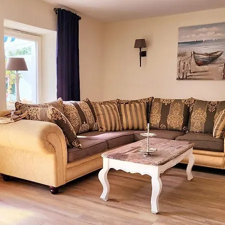 _ferienhaus Rheinzeit 614 Schoenes Haus Direkt Am Rhein Leutesdorf