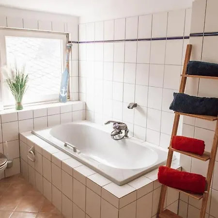 _ferienhaus Rheinzeit 614 Schoenes Haus Direkt Am Rhein