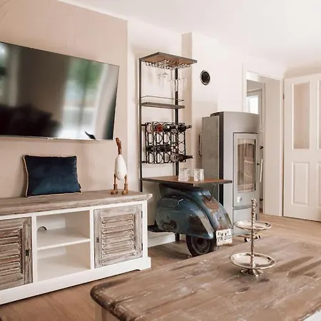 _ferienhaus Rheinzeit 614 Schoenes Haus Direkt Am Rhein