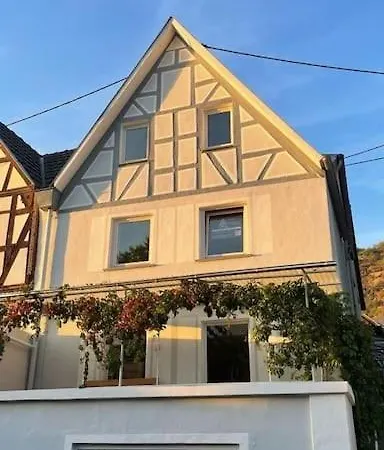 _ferienhaus Rheinzeit 614 Schoenes Haus Direkt Am Rhein *