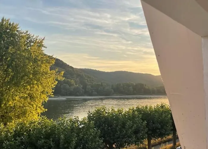 _ferienhaus Rheinzeit 614 Schoenes Haus Direkt Am Rhein Leutesdorf