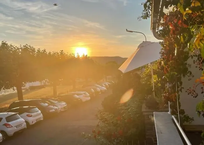 _ferienhaus Rheinzeit 614 Schoenes Haus Direkt Am Rhein *